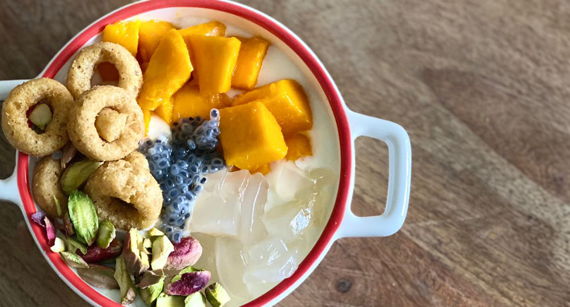 Healthy Summer Smoothie Bowl